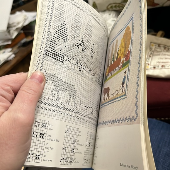 Cross-Stitch Patterns In Color Paperback Book, Designs by Greda Bengtsson, green - Picture 4 of 4